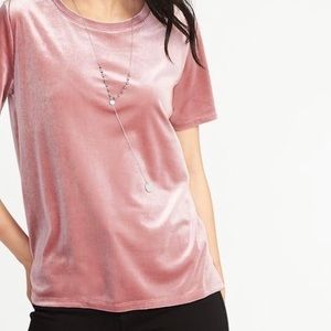 Old navy velvet tshirt in pink size large